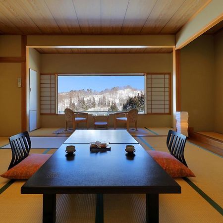 Hotel Ginzanso à Obanazawa Extérieur photo